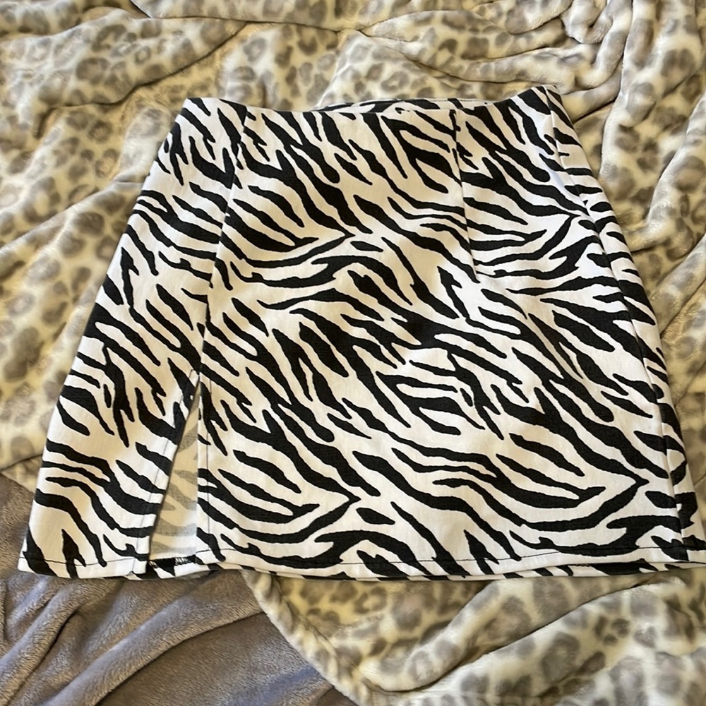 Zebra skirt